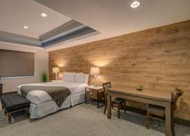 The Row Hotel; BW Signature Collection 4