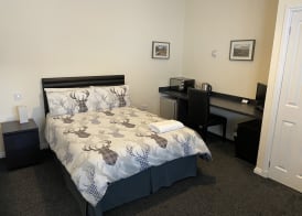 Ivy Cottage-Serviced accommodation 5