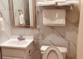 Surface Inn Brooklyn 4