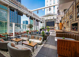 theWit Chicago, a Hilton Hotel 5