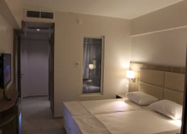 Begonville Beach Hotel - Adult Only 5
