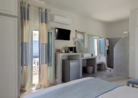 Blue Dolphins Apartments 3