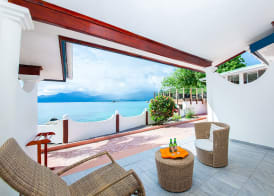 Anse Soleil Beachcomber Hotel and Self Catering 3