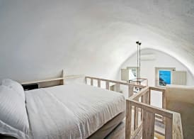 The Dream Santorini 3