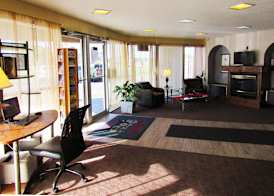 Red Rock Inn 2
