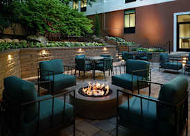 Hilton Garden Inn Atlanta-Buckhead 2