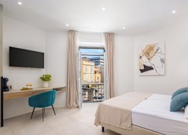 48 Rooms Split 5