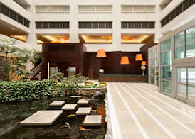 Embassy Suites by Hilton Los Angeles Glendale 4