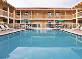 LA QUINTA INN SAVANNAH MIDTOWN 3