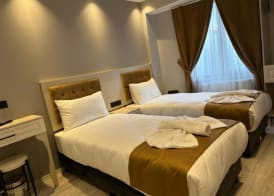 Sareban Hotel 3
