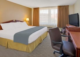 Days Inn by Wyndham Silver Spring 4