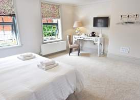 Woodberry Inn 4