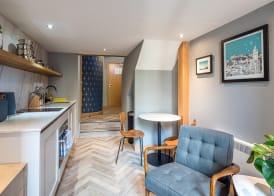 KM Apartments 4