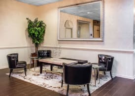 Clarion Hotel Philadelphia International Airport 5
