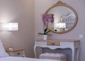 VK Luxury Suites With Private Parking 5