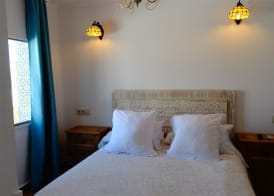 Hotel Casa Día y Noche 4