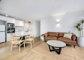 Hi Ho Beach Apartments on Broadbeach 5