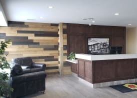 Super 8 by Wyndham Spruce Grove 2