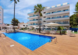 Metropolitan Juka Playa 2