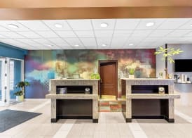 Best Western Holiday Manor 5