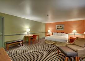 Colonial Motel 4