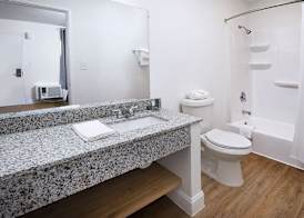 Weekly Inn 4