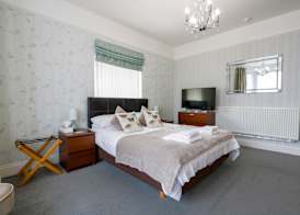 Waverley B & B 3