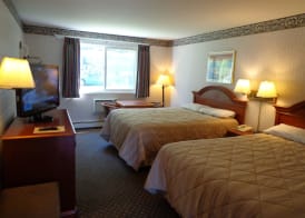 Rodeway Inn Milford - I-84 4