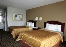 Days Inn & Suites by Wyndham Fort Valley 5