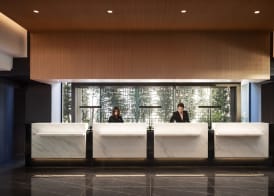 G Hotel Gurney 3