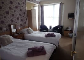 Acorn Lodge 5