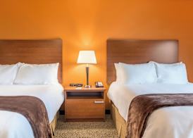 My Place Hotel-Marquette, MI 4