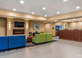 Comfort Inn & Suites Ames near ISU Campus 5