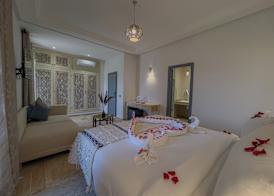 Riad Tonaroz Gold 5