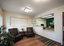 HomeTowne Studios by Red Roof Seattle - Kent/Des Moines 3