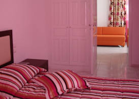 Elena Studios & Suites 4