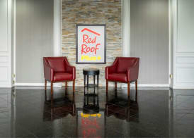 Red Roof Inn PLUS+ Woodbridge - Carteret 4