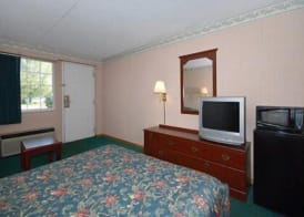 Econo Lodge Columbus West 5