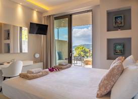 Core Luxury Suites 4