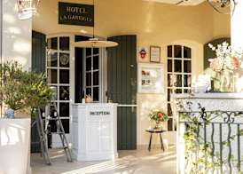 Hôtel La Garrigue & Bar Le Perchoir 2