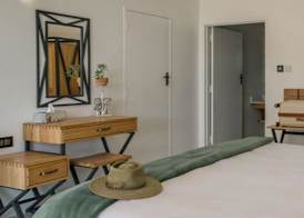 Waterfalls Lodge 5