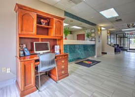 Super 8 by Wyndham Waterloo 3