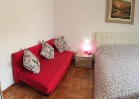 PANG'S GUESTHOUSE 2