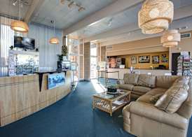 Desert Hot Springs Spa Hotel 2