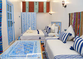 CASA BLUE PEARL 5
