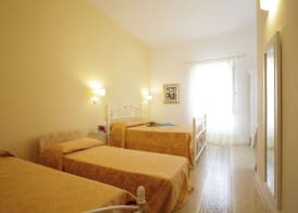 B&B Monsignore 3