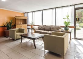 Econo Lodge Inn & Suites Norton - Wise South 4