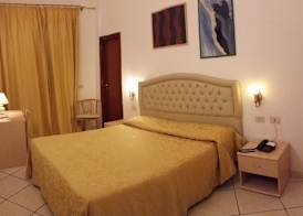 Hotel La Perla 3
