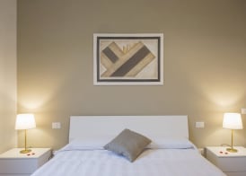 Regis Condo 4