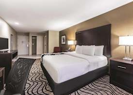La Quinta by Wyndham Collinsville - St. Louis 5